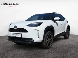 Schneeweiß Neu 2025 Toyota Yaris Cross SUV | 29.900 €