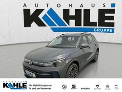 Delfingrau metallic Neu 2025 VW Tiguan Life SUV | 37.990 € (Fairer Preis)