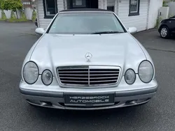 Grau Gebraucht 1998 Mercedes CLK230 Cabrio | 4.199 € (Fairer Preis)