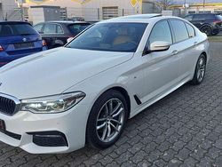 Weiß Gebraucht 2017 BMW 530 M Sport Limousine | 18.950 €