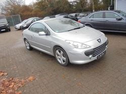 Lackierung alugrau/metallic Gebraucht 2006 Peugeot 307 CC Cabrio | 3.699 € (Teuer)
