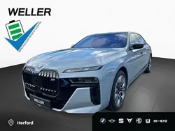 Brooklyn grau (grau) Gebraucht 2023 BMW i7 Comfort Edition Limousine | 102.470 €