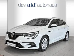 Weiß Gebraucht 2022 Renault Mégane IV Business Limousine | 14.950 €