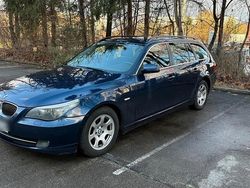 Blau Gebraucht 2007 BMW 530 Kombi | 3.600 € (Guter Preis)