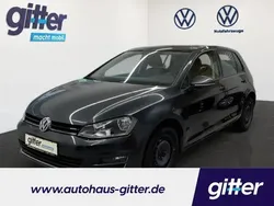 Grau Gebraucht 2016 VW Golf VII Allstar Limousine | 12.799 € (Fairer Preis)