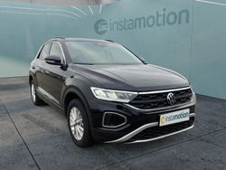 Schwarz Gebraucht 2024 VW T-Roc Life SUV | 21.940 € (Guter Preis)