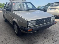 Gold Gebraucht 1986 VW Jetta Limousine | 3.450 €