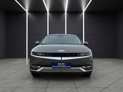 Mystic olive / mic (metallic) Gebraucht 2022 Hyundai Ioniq 5 SUV | 24.690 € (Guter Preis)