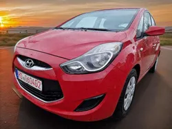 Cool red / sol Gebraucht 2013 Hyundai ix20 Edition Van / Kleinbus | 4.900 € (Fairer Preis)