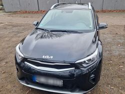 Schwarz Gebraucht 2024 Kia Stonic Vision SUV | 18.100 € (Superpreis)