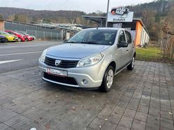 Grau Gebraucht 2009 Dacia Sandero Ambiance SUV | 3.999 € (Teuer)