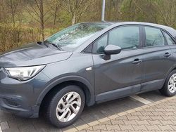 Grau Gebraucht 2017 Opel Crossland Edition SUV | 11.299 € (Fairer Preis)