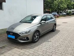 Andere außenfarben Gebraucht 2021 Hyundai i30 Kombi | 12.500 € (Guter Preis)