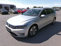 Reflexsilber metallic Gebraucht 2015 VW Passat Highline Kombi | 16.900 € (Guter Preis)
