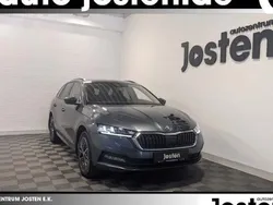Grau Gebraucht 2021 Skoda Octavia Clever Kombi | 25.880 € (Fairer Preis)