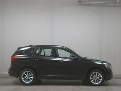 Schwarz Gebraucht 2021 BMW X1 Performance SUV | 16.280 € (Guter Preis)