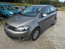 Braun Gebraucht 2010 VW Golf Plus Cross Van / Kleinbus | 4.000 € (Superpreis)