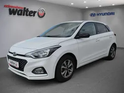 Weiß Gebraucht 2019 Hyundai i20 YES! Limousine | 14.490 € (Fairer Preis)