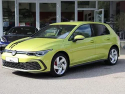 Limonengelb metallic Gebraucht 2021 VW Golf VIII GTE Limousine | 22.900 € (Guter Preis)