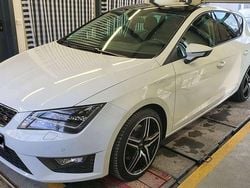 Weiß Gebraucht 2016 Seat Leon FR Limousine | 13.500 € (Guter Preis)
