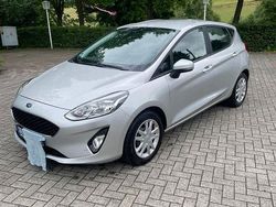 Silber Gebraucht 2018 Ford Fiesta Cool & Connect Kleinwagen | 6.999 € (Fairer Preis)