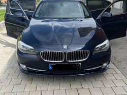 Blau Gebraucht 2010 BMW 523 Performance Limousine | 9.999 € (Fairer Preis)