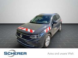 Uranograu Gebraucht 2022 VW Tiguan Life SUV | 30.450 € (Guter Preis)