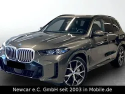 Manhattan metallic Gebraucht 2024 BMW X5 M Sport SUV | 94.830 € (Superpreis)