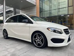 Weiß Gebraucht 2015 Mercedes B220 AMG line Van / Kleinbus | 13.900 € (Guter Preis)