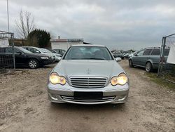 Gebraucht 2004 Mercedes C180 Avantgarde Limousine | 2.899 € (Fairer Preis)