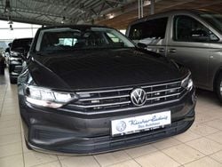 Mangangrau metallic (metallic) Gebraucht 2022 VW Passat Conceptline Kombi | 23.689 € (Fairer Preis)