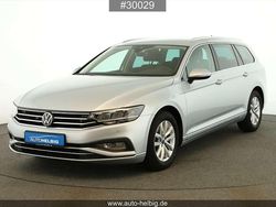 Silber Gebraucht 2023 VW Passat Business Kombi | 23.990 € (Guter Preis)
