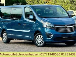 Blau Gebraucht 2017 Opel Vivaro Van | 17.999 € (Teuer)