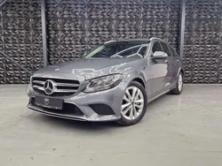 Grau Gebraucht 2018 Mercedes C300 Avantgarde Kombi | 23.480 € (Guter Preis)