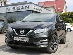 Schwarz Gebraucht 2020 Nissan Qashqai Zama SUV | 17.980 € (Fairer Preis)