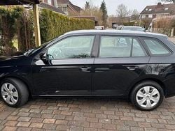 Schwarz Gebraucht 2016 Skoda Fabia Ambition Kombi | 9.800 € (Guter Preis)