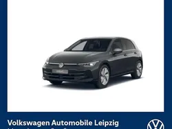 Grau Neu 2025 VW Golf VIII Style Limousine | 40.990 € (Teuer)