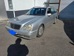 Silber Gebraucht 2002 Mercedes E270 Avantgarde Kombi | 2.999 € (Guter Preis)