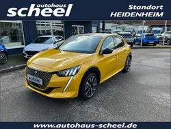 Gelb Gebraucht 2021 Peugeot e-208 GT Kleinwagen | 21.290 € (Etwas zu teuer)