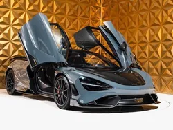 Grau Gebraucht 2021 McLaren 765LT Coupé | 410.000 €