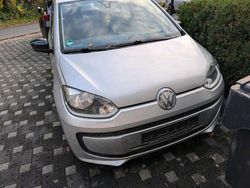 Silber Gebraucht 2015 VW up! Kleinwagen | 3.399 € (Guter Preis)