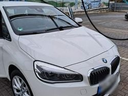 Weiß Gebraucht 2021 BMW 225 Kombi | 16.200 € (Superpreis)