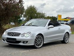 Iridiumsilber metalliclack Gebraucht 2008 Mercedes CLK350 Avantgarde Cabrio | 18.500 €