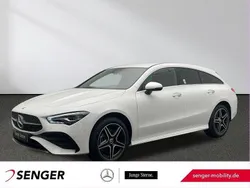 Weiß Gebraucht 2024 Mercedes CLA250e Shooting Brake AMG Kombi | 34.840 € (Fairer Preis)