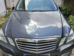 Grau Gebraucht 2011 Mercedes E200 Avantgarde Kombi | 13.600 € (Fairer Preis)