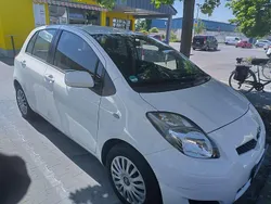 Weiß Gebraucht 2011 Toyota Yaris Cool Kleinwagen | 3.550 € (Fairer Preis)