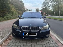 Blau Gebraucht 2008 BMW 320 Kombi | 6.850 € (Etwas zu teuer)