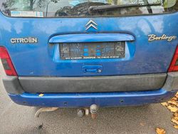 Blau Gebraucht 2004 Citroën Berlingo Van / Kleinbus | 2.590 € (Fairer Preis)