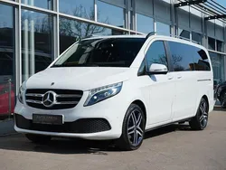 Weiß Gebraucht 2021 Mercedes V250 Edition Van / Kleinbus | 47.990 € (Fairer Preis)