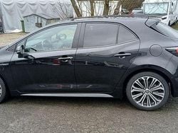 Schwarz Gebraucht 2020 Toyota Corolla Hybrid Comfort Limousine | 21.600 € (Etwas zu teuer)